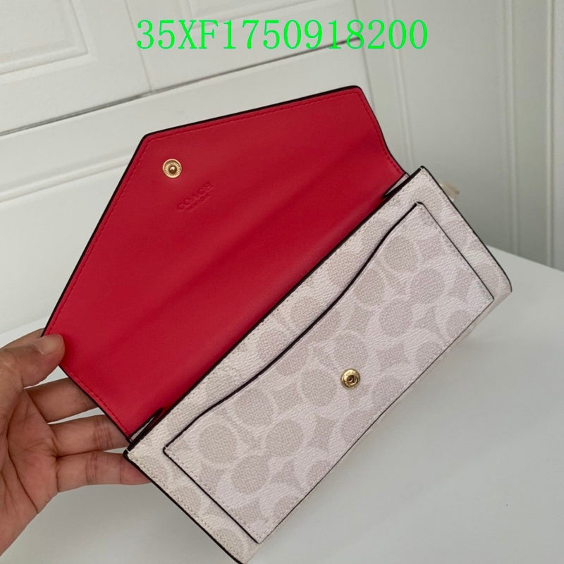 Amelia - CAH Wallet - 081