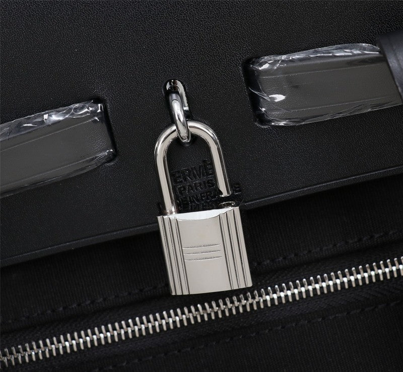 LO - HMS Luxury Bags - 564