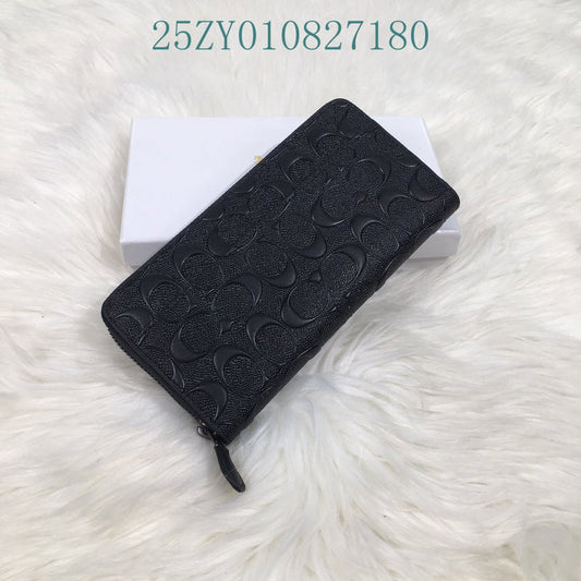 Amelia - CAH Wallet - 158