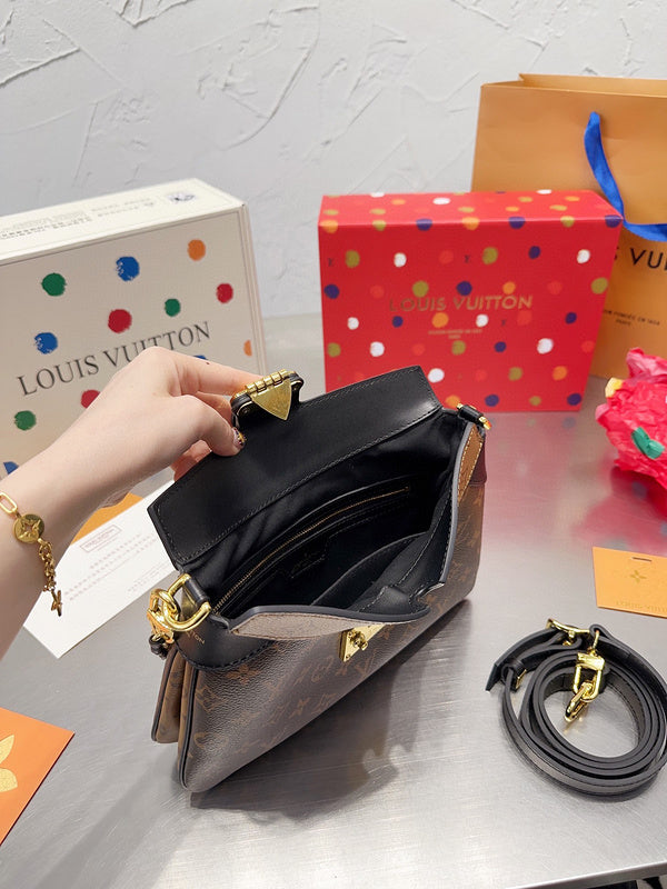 Amelia - LV Bags - 14624