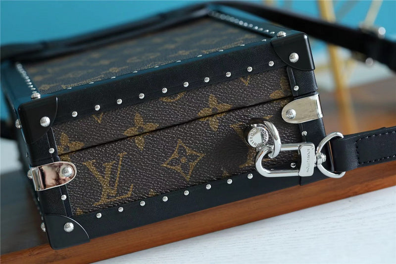 Fan Fashion Lu-Vi bags - 10122