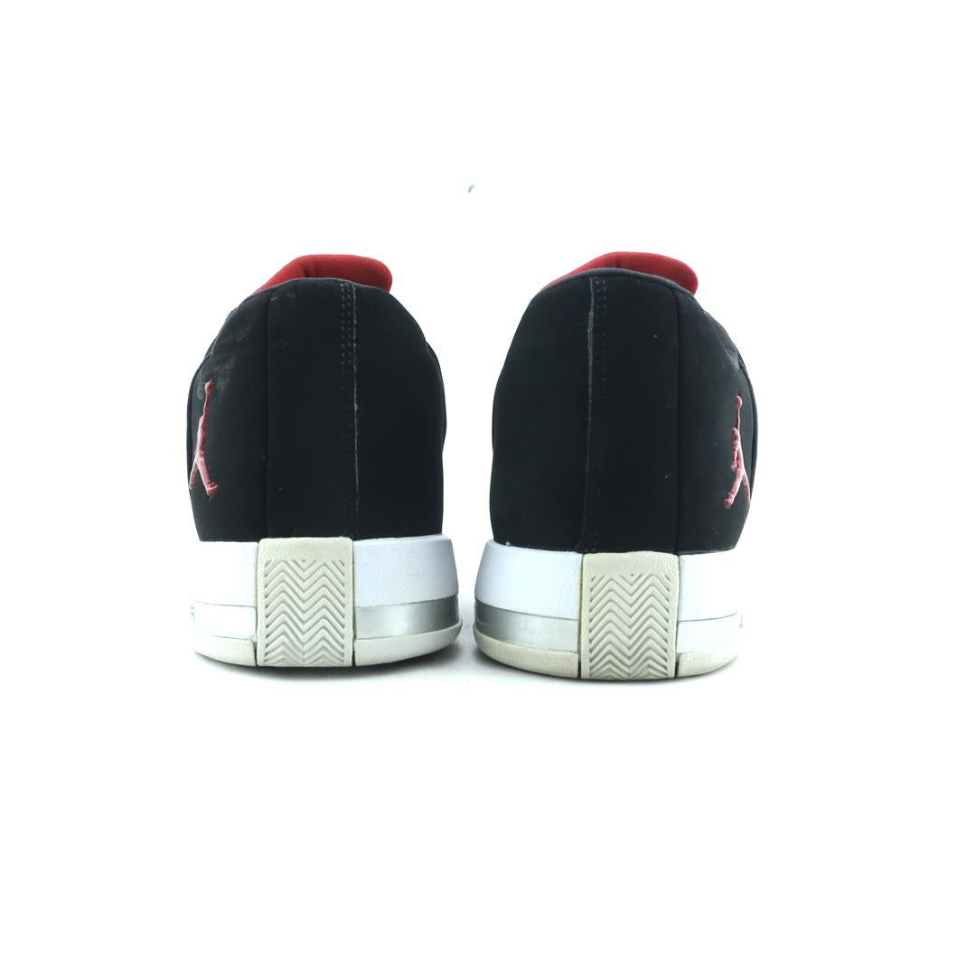 JORDAN  TE2