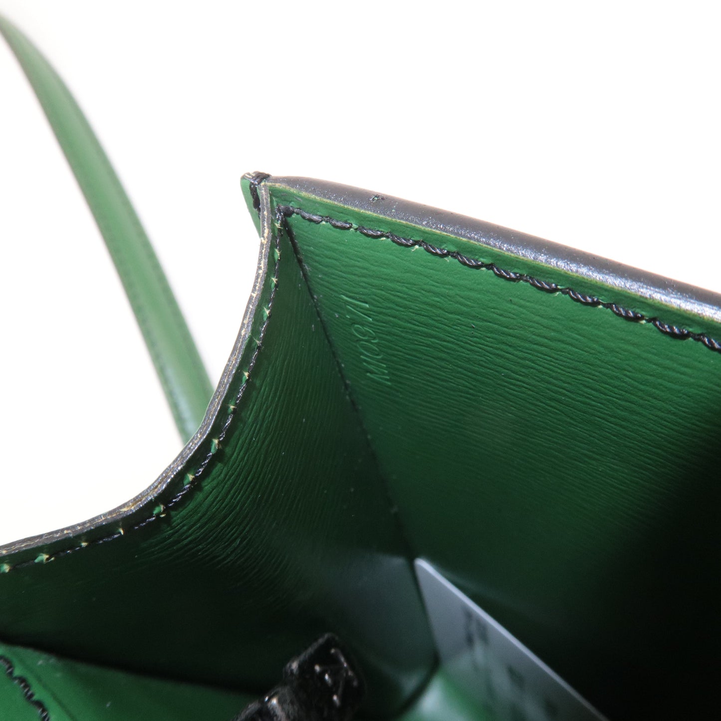Louis Vuitton Epi Pochette Arche Shoulder Bag Borneo Green M52574