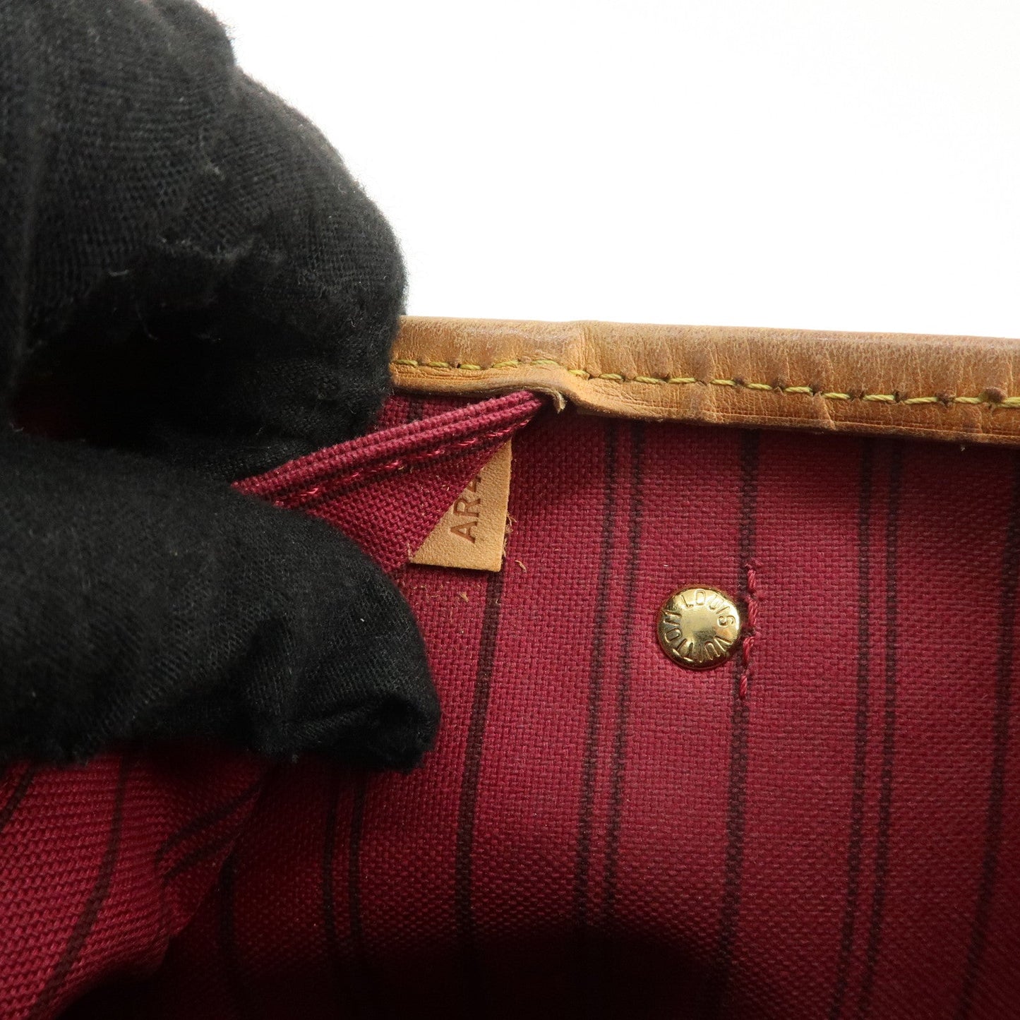 Louis Vuitton Monogram Neverfull PM Tote Bag Fuchsia M41001