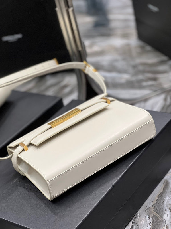 Amelia - YSL Bag - 3994