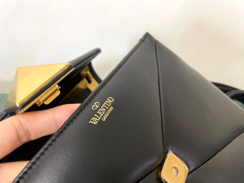 Amelia's Bag Gallery - VEL Bags - 033