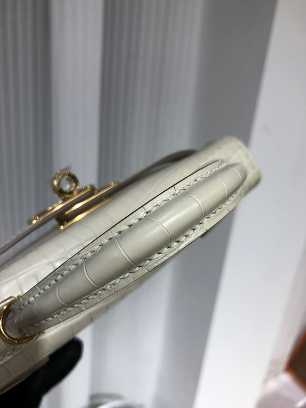 Amelia - HMS Bags - 1528
