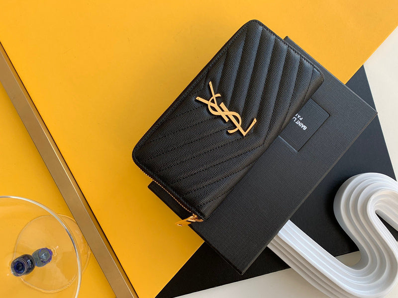 Amelia - YSL Bag - 3721