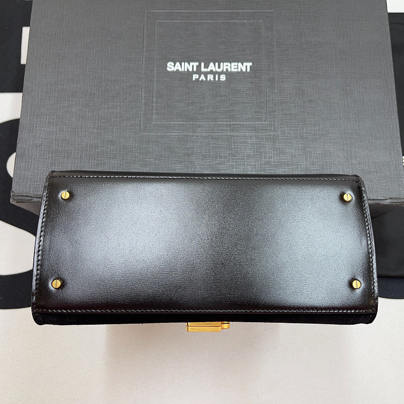 Amelia - YSL Bag - 2200
