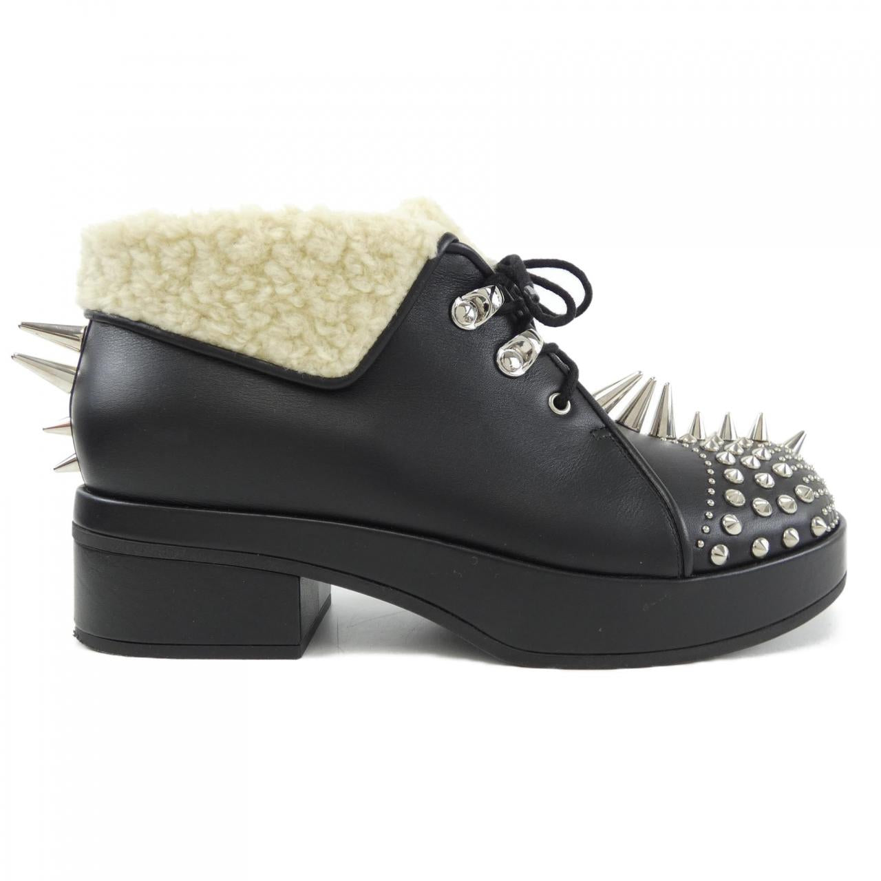 Gucci Shearling Boots