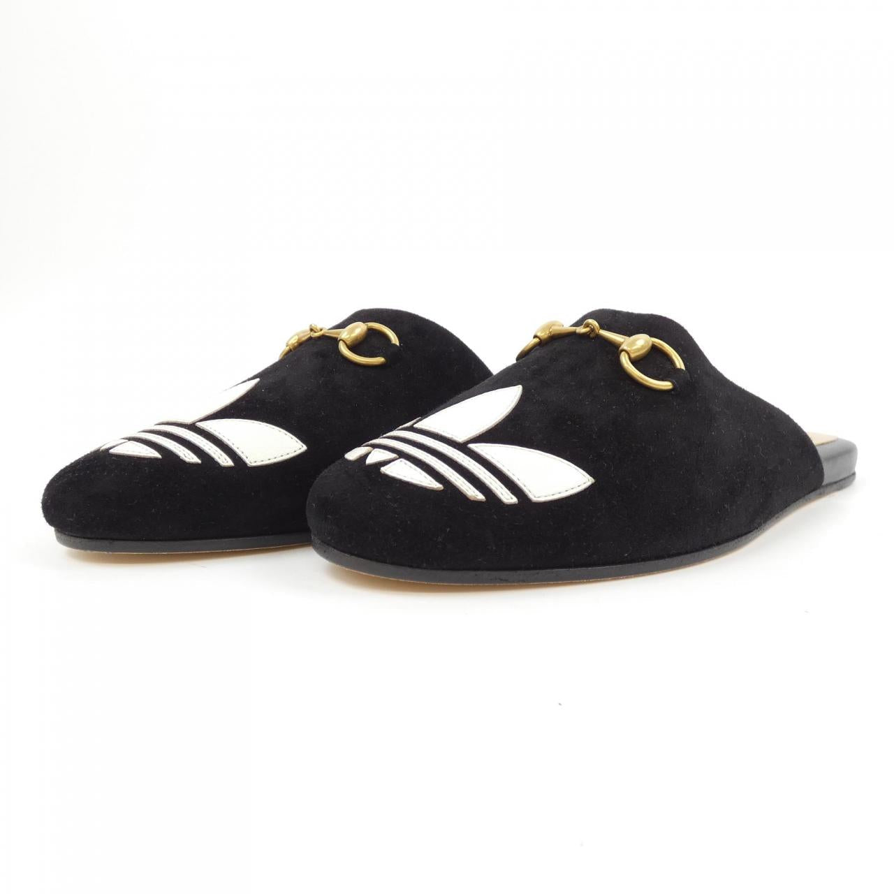 Gucci 702211 DE8X0 Suede Shoes