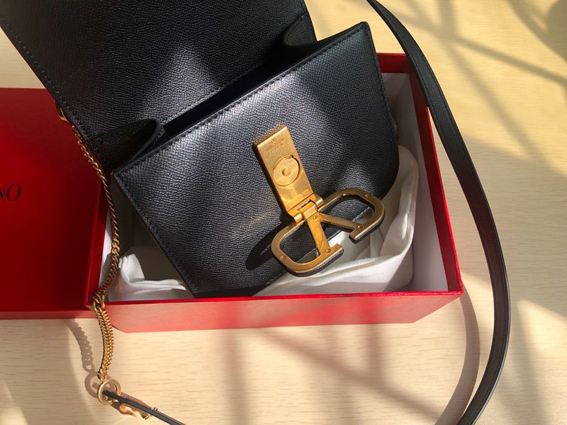 Amelia's Bag Gallery - VEL Bags - 1310