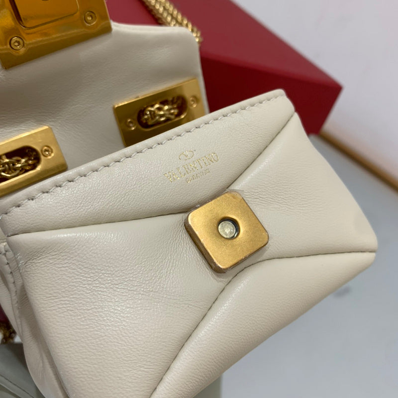 Amelia's Bag Gallery - VEL Bags - 315