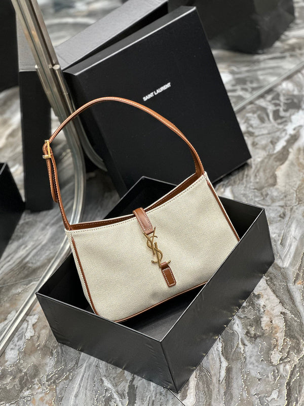 Amelia - YSL Bag - 3991