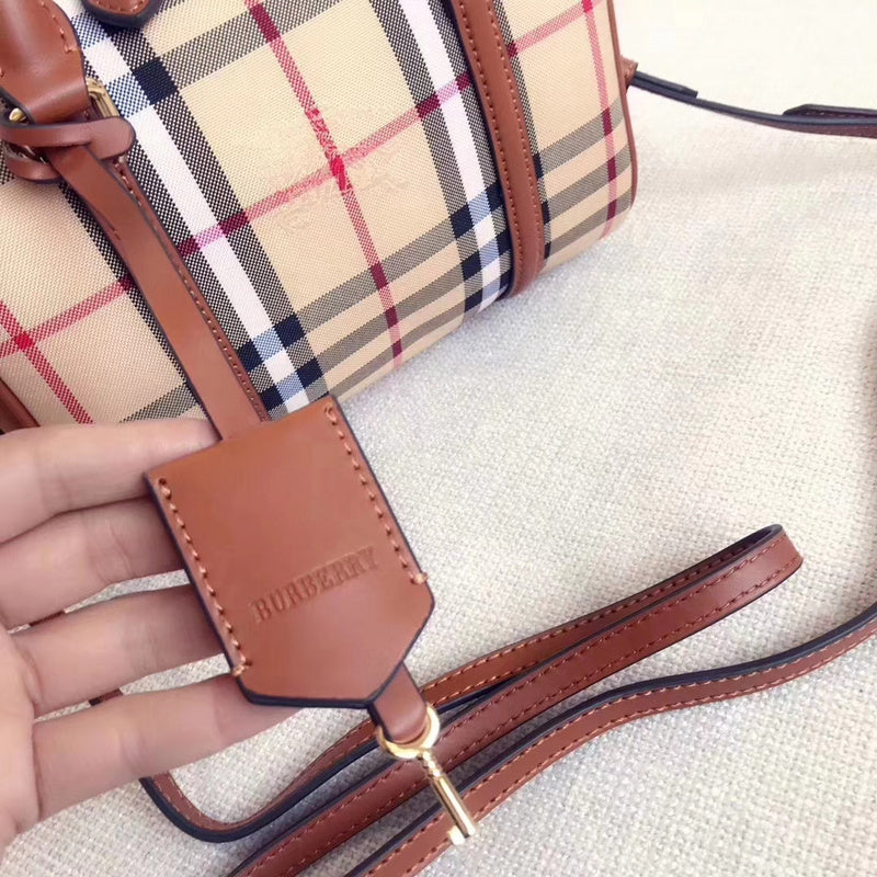 Burberry Bags - Bagsattire   273