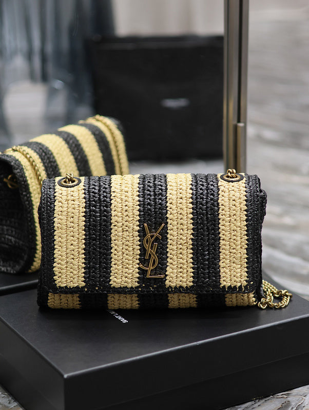 Amelia - YSL Bag - 1813