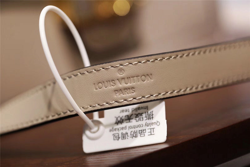 Fan Fashion Lu-Vi bags - 8131