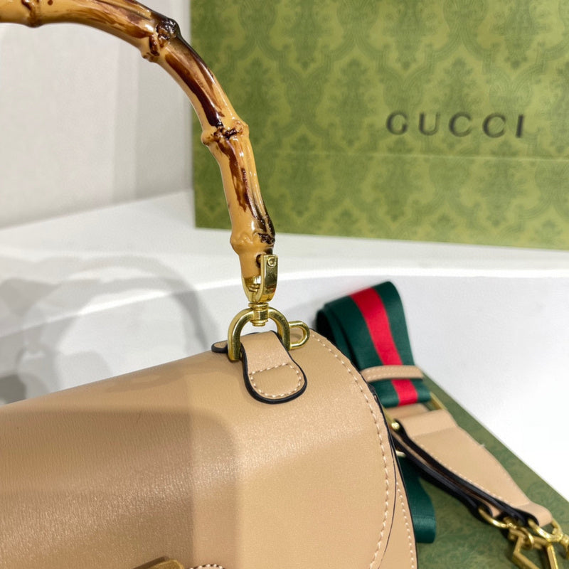Amelia- GCI Bags - 2007
