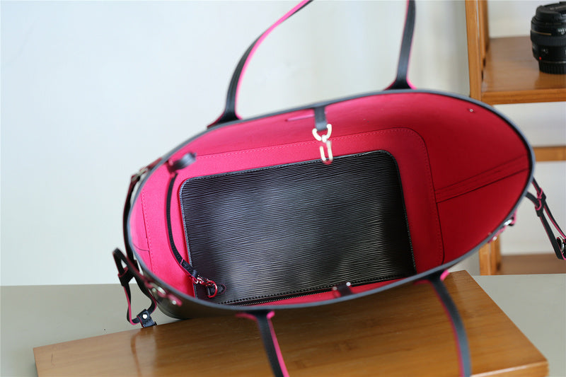 Fan Fashion Lu-Vi bags - 8095