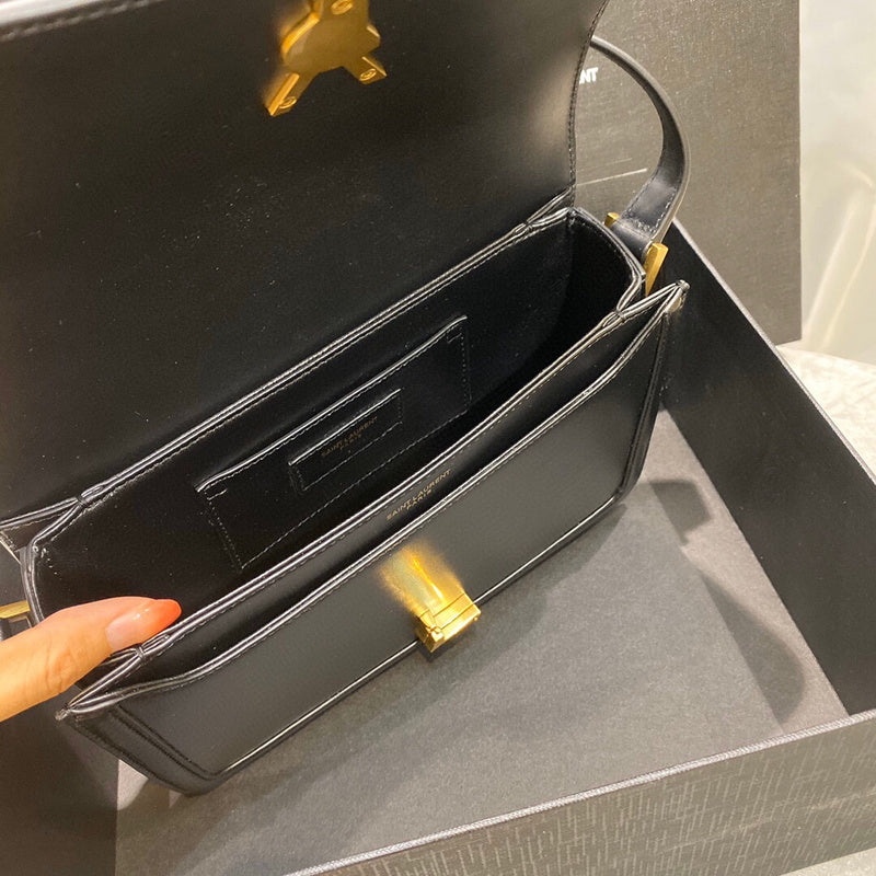 Amelia - YSL Bag - 1228