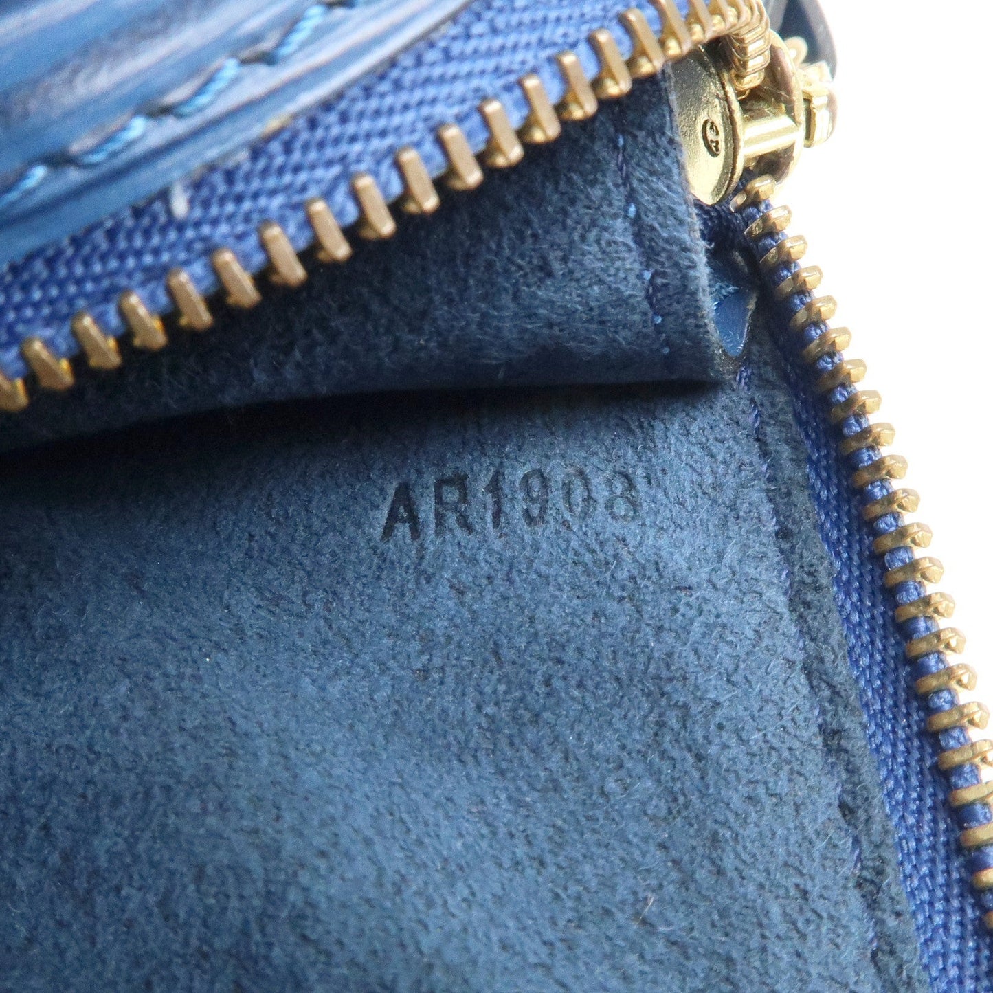 Louis Vuitton Epi Pochette Accessoires Toledo Blue M52947