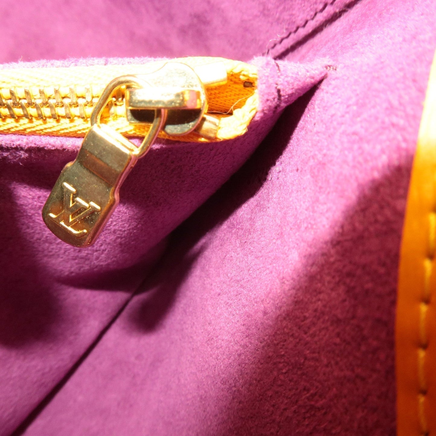 Louis Vuitton Epi Buci Shoulder Bag Tassili Yellow M52209