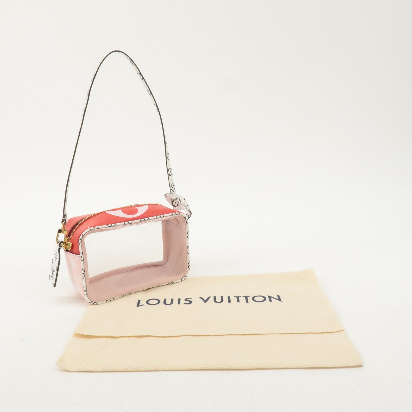 Louis Vuitton Monogram Giant Beach Pouch Shoulder Bag Rouge M67601