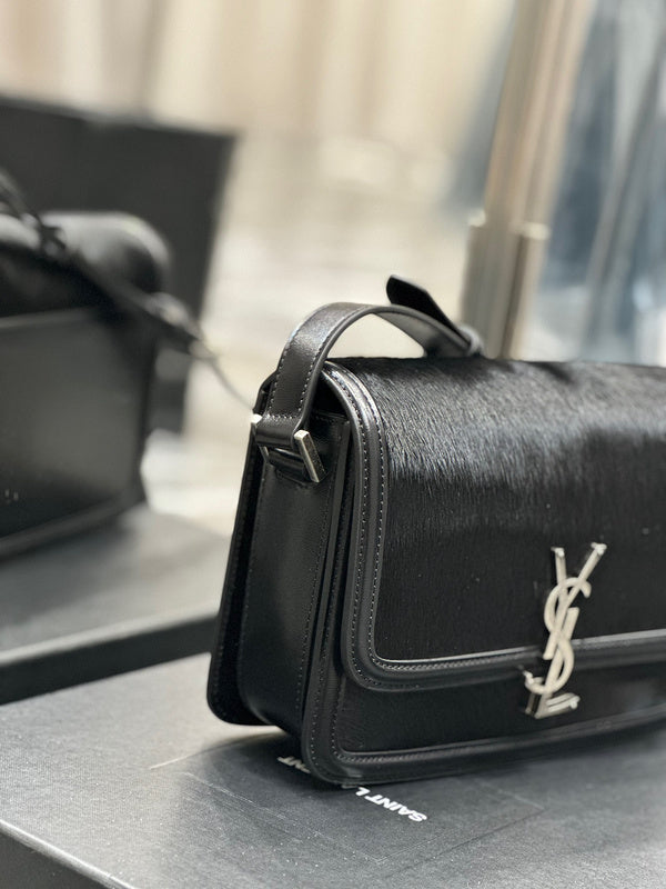 Amelia - YSL Bag - 3928
