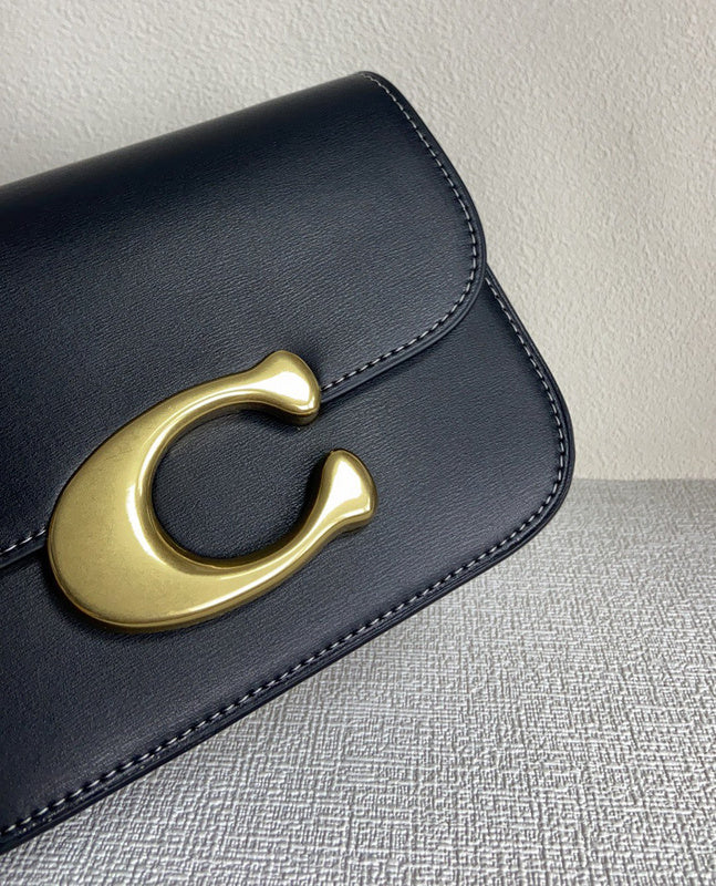 Amelia-i CAH Bags - 016