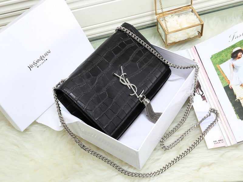 Amelia - YSL Bag - 3551