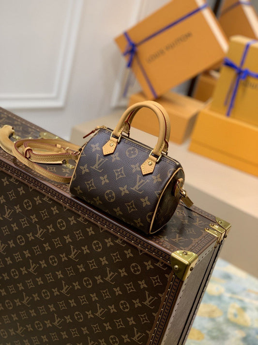 LU VI Nano Speedy Monogram Canvas For Women, Women’s Handbags, Shoulder Bags 6.3in/16AmeliaLV M81085