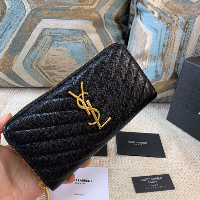 Amelia - YSL Bag - 3773