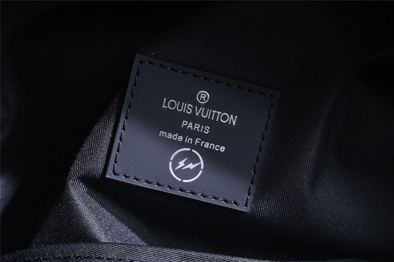 Fan Fashion Lu-Vi bags - 9771