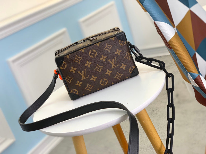 Fan Fashion Lu-Vi bags - 17082