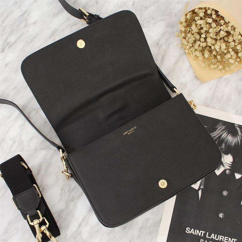 Amelia - YSL Bag - 2632