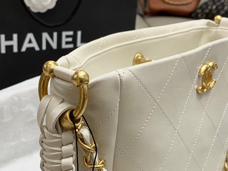 Wellow Bags - Chanel - Bags  - 147