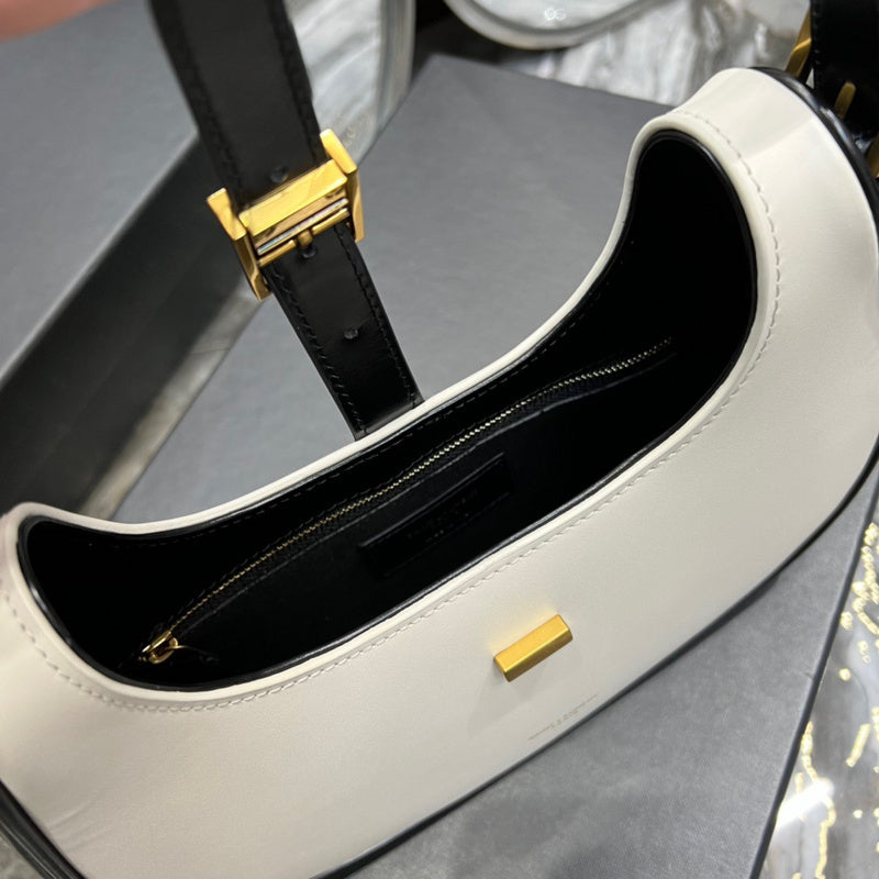 Amelia - YSL Bag - 3663