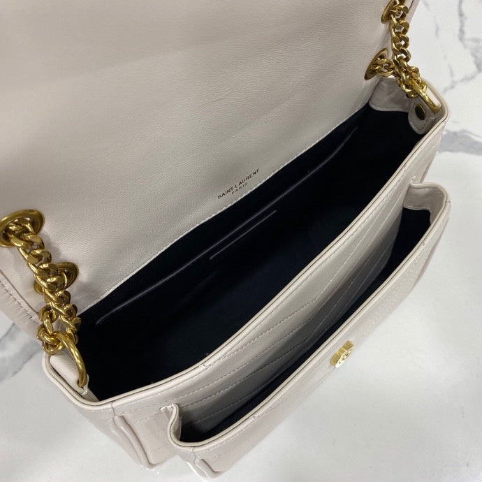 Amelia - YSL Bag - 2443