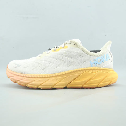 HOKA ONE ONE ARAHI 6