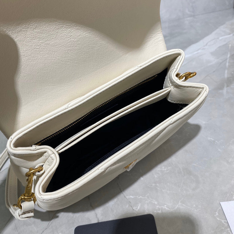 Amelia - YSL Bag - 2406