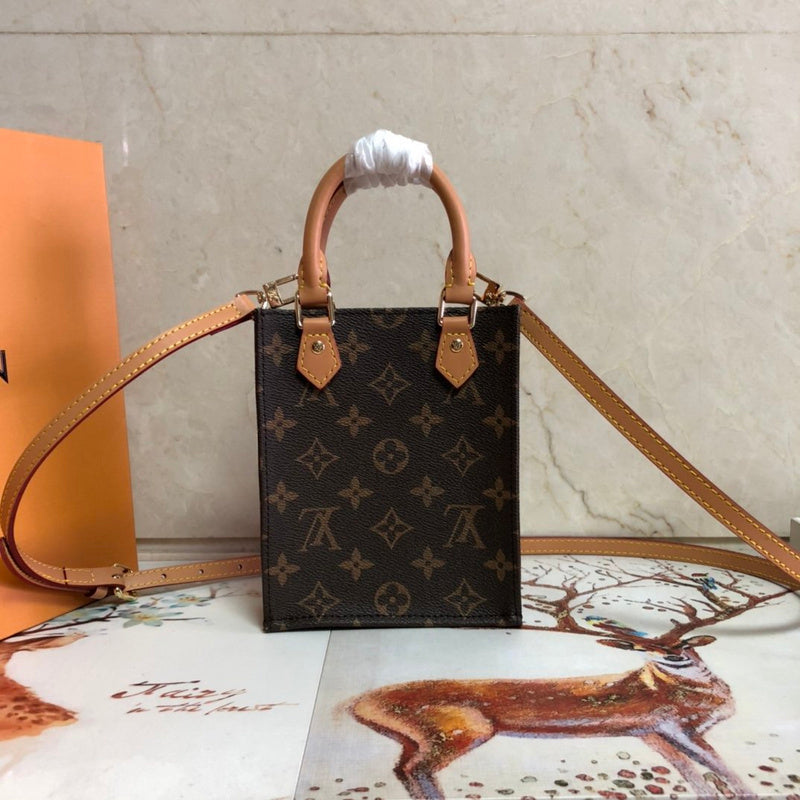 Fan Fashion Lu-Vi bags - 17784