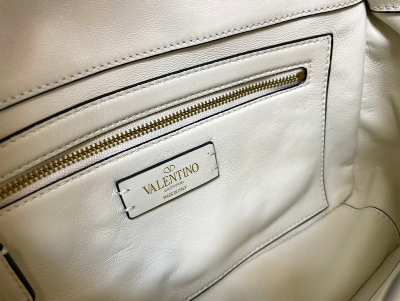 Amelia's Bag Gallery - VEL Bags - 751