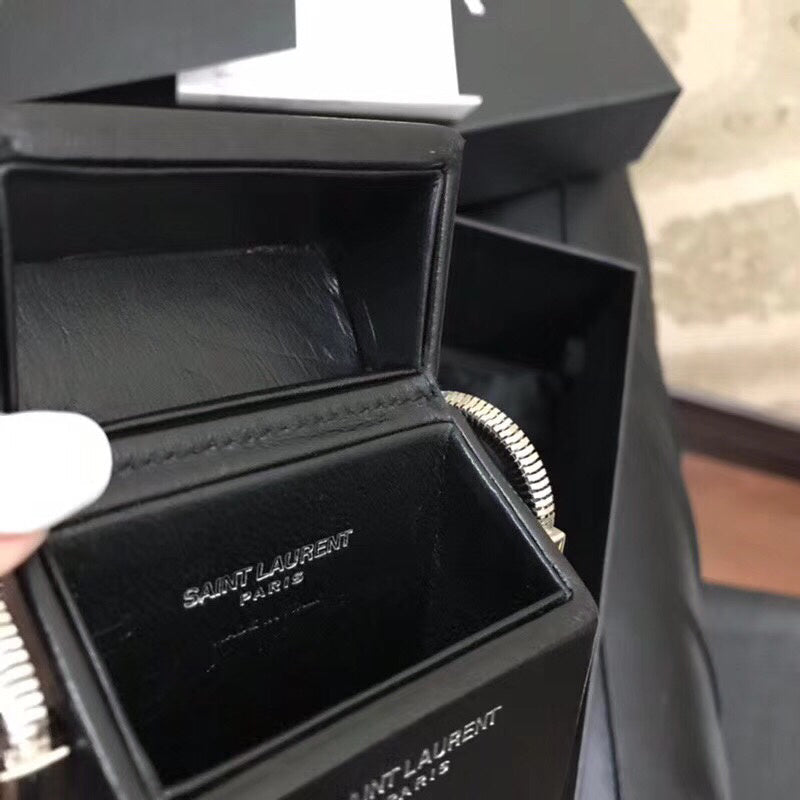 Amelia - YSL Bag - 3879