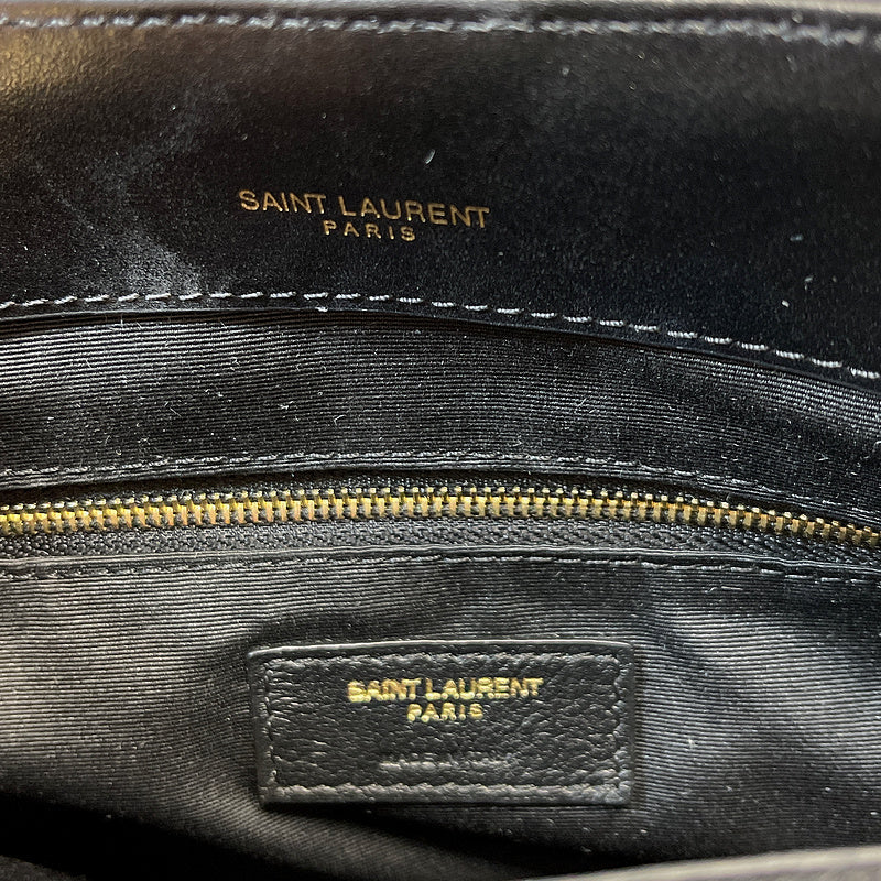 Amelia - YSL Bag - 2037