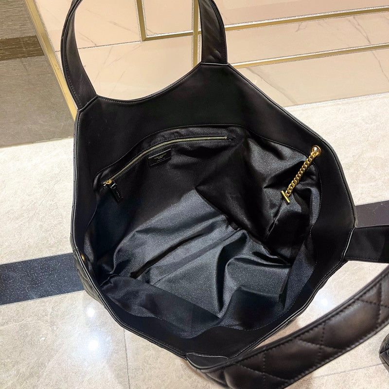 Amelia - YSL Bag - 3644