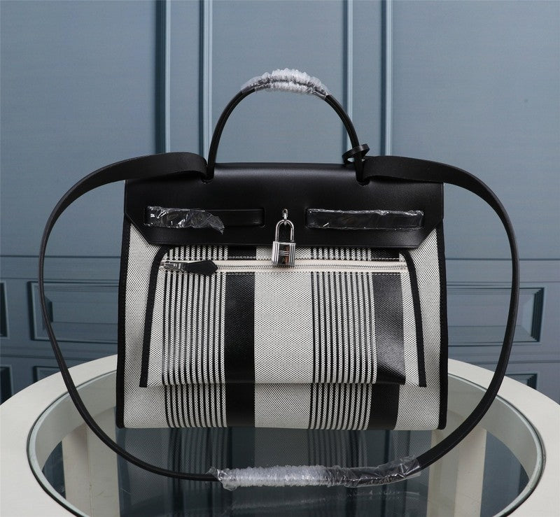 LO - HMS Luxury Bags - 526