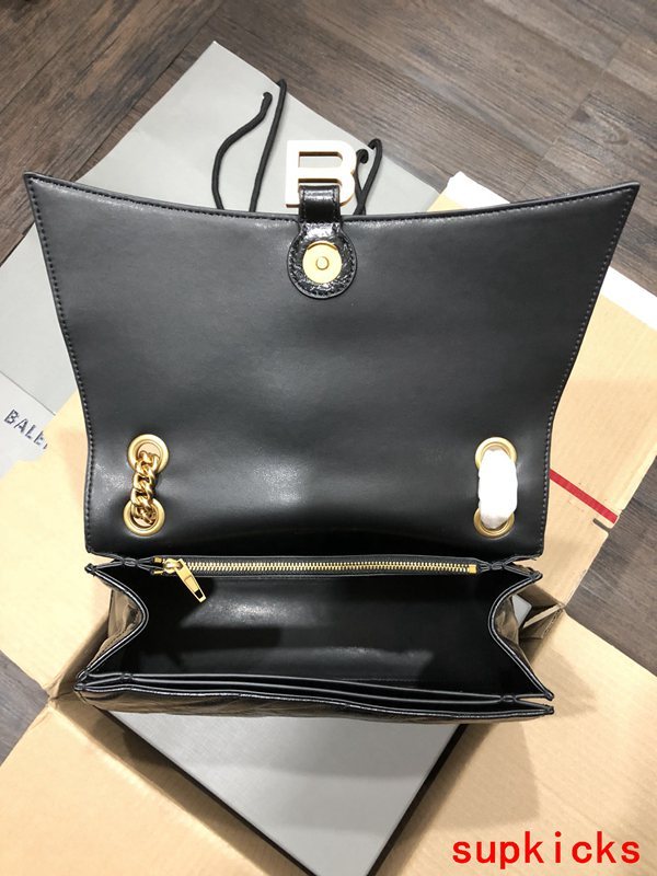 Amelia- BG Hourglass Bags - 046