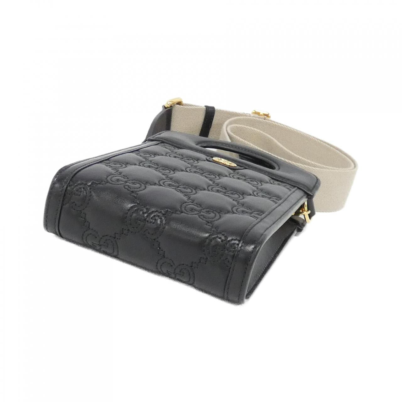 Gucci GG Matelassé Leather Shoulder Bag