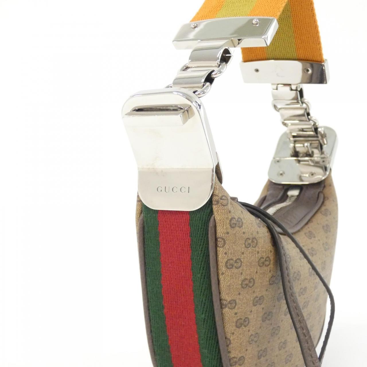 Gucci GG Supreme Canvas Shoulder Bag