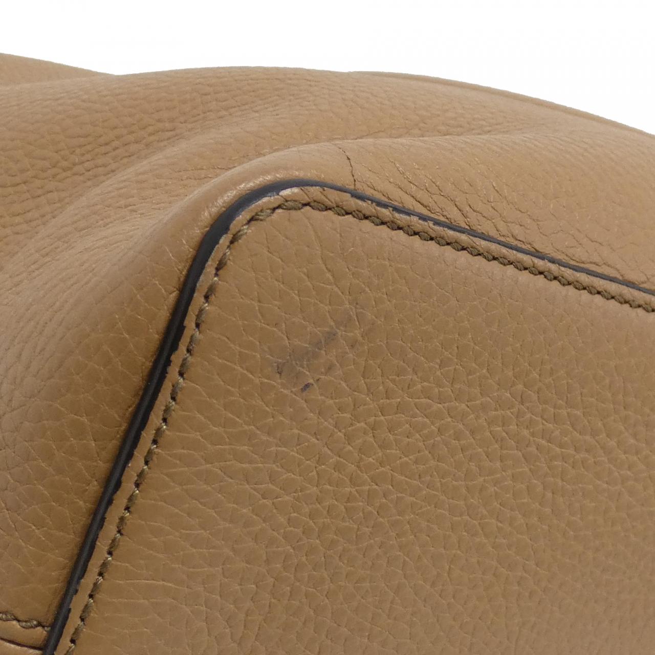 Gucci Leather Shoulder Bag